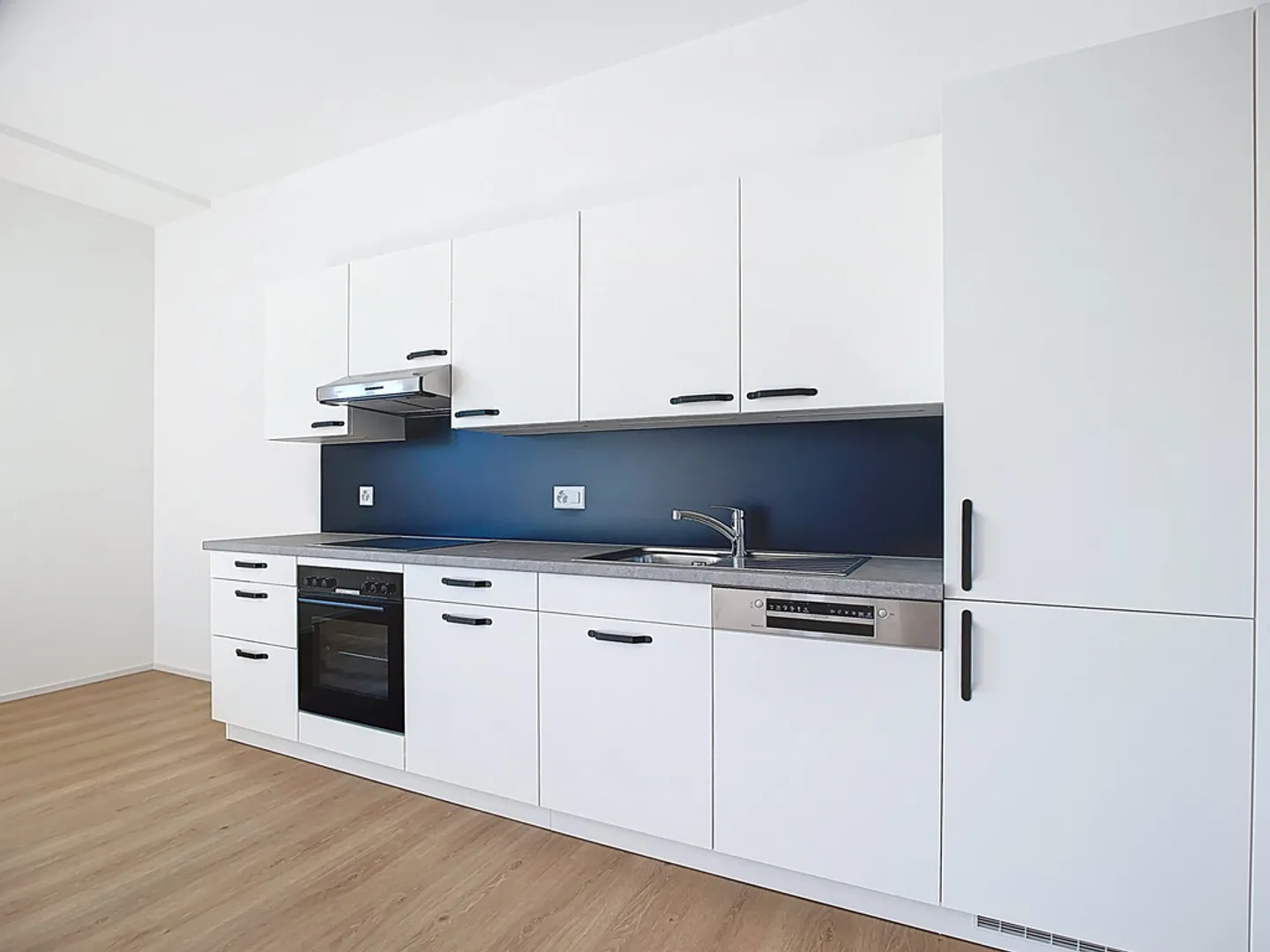 Wohnung mit Rahmen 3.5 Zimmer mit Balkon - Foto 4 von 12