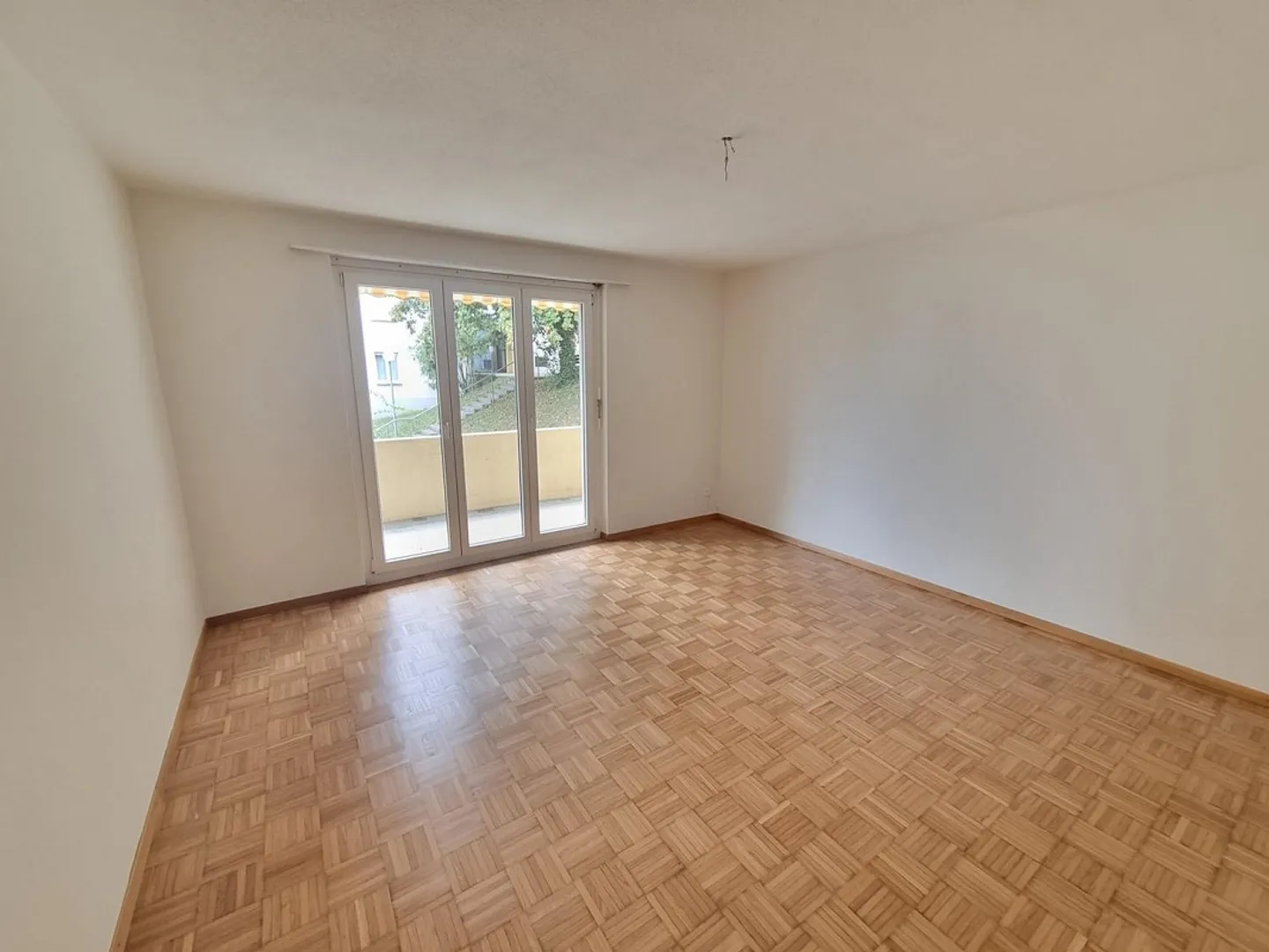 Helle Wohnung mit Balkon - Foto 5 von 7