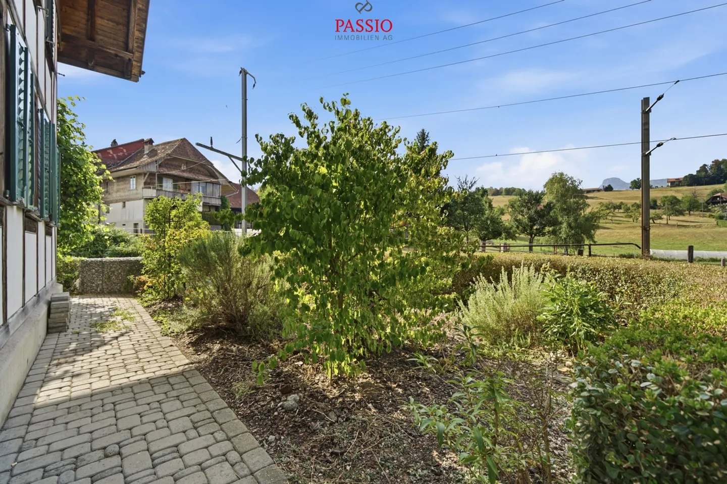 Vivre avec le charme historique, balcon et jardin privé - Photo 3 sur 25
