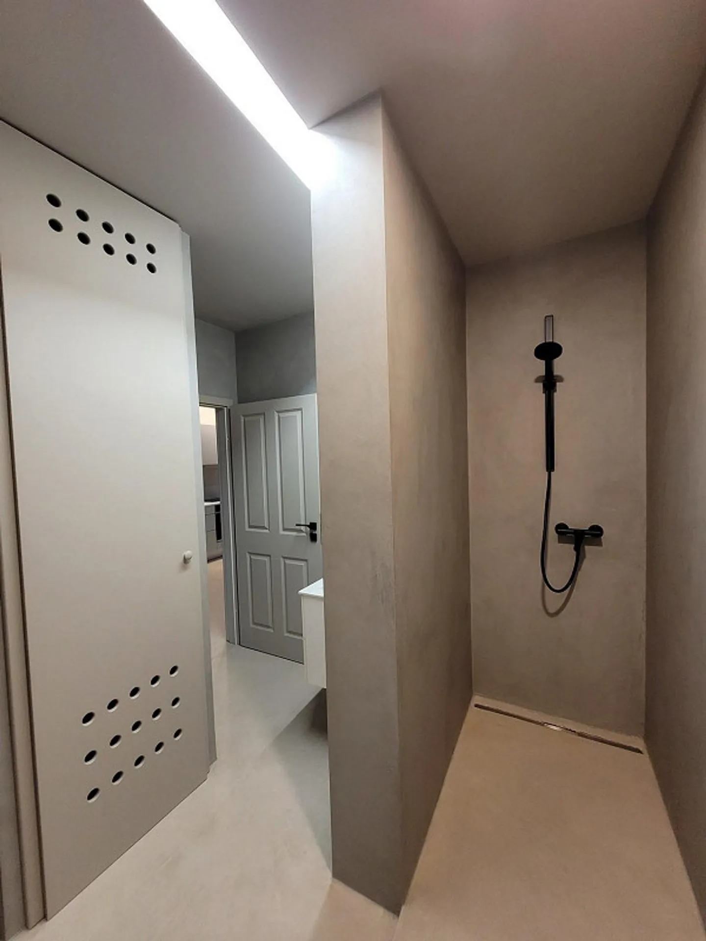 For those who love the special.. beautiful 2.5 room apartment at Bärenplatz - Photo 9 of 10