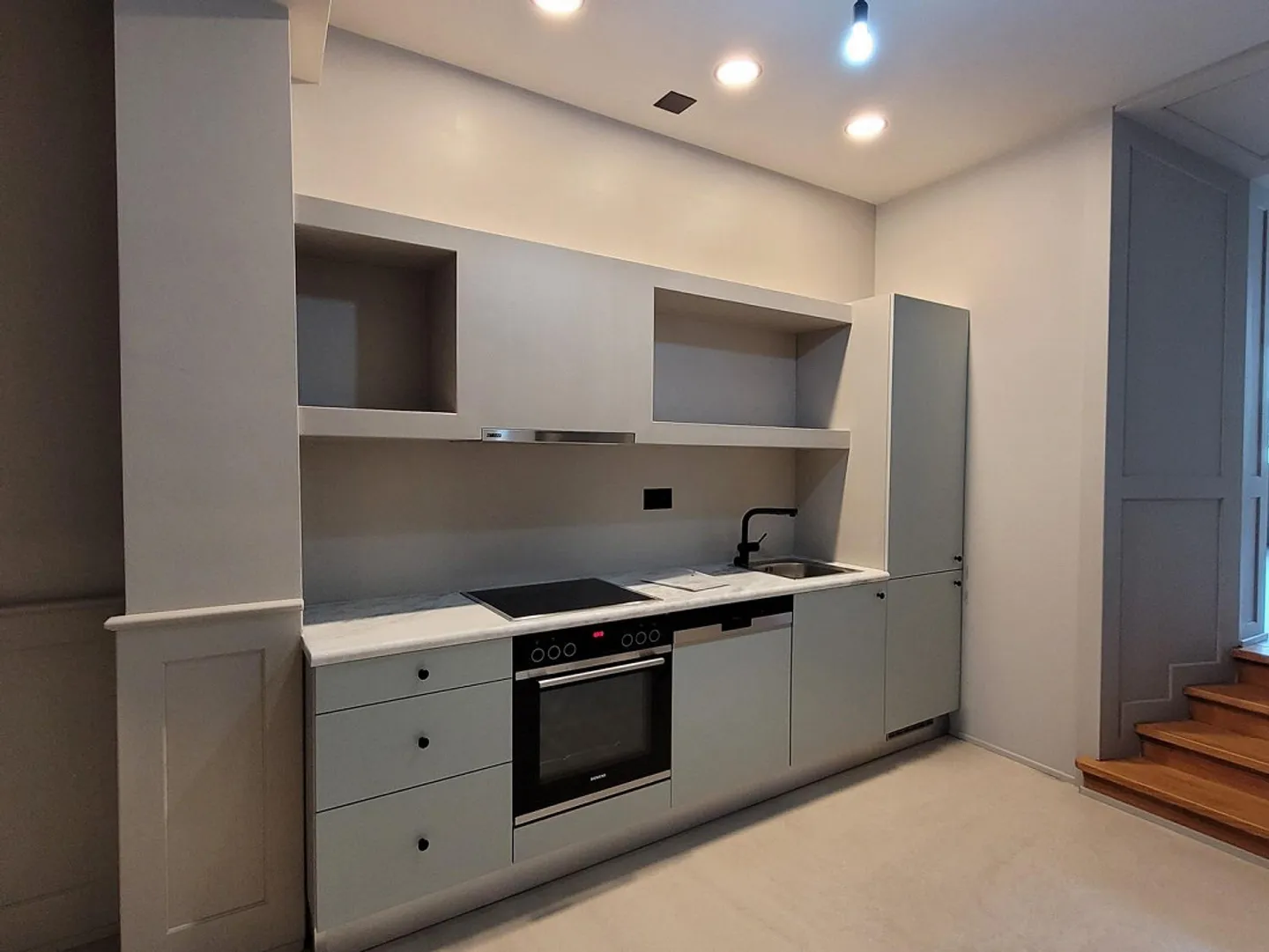 For those who love the special.. beautiful 2.5 room apartment at Bärenplatz - Photo 3 of 10