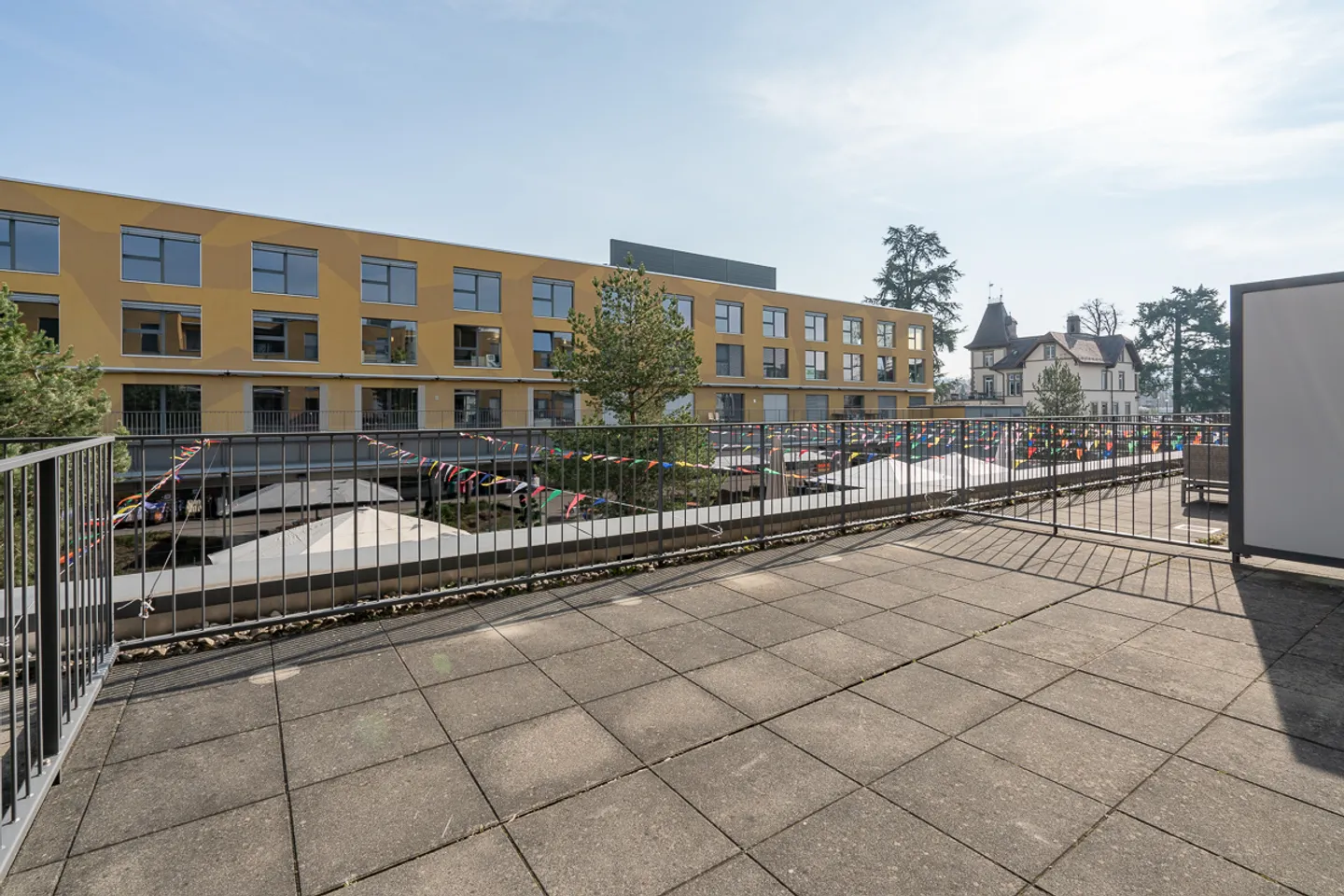 Apartment for rent - Photo 10 of 11