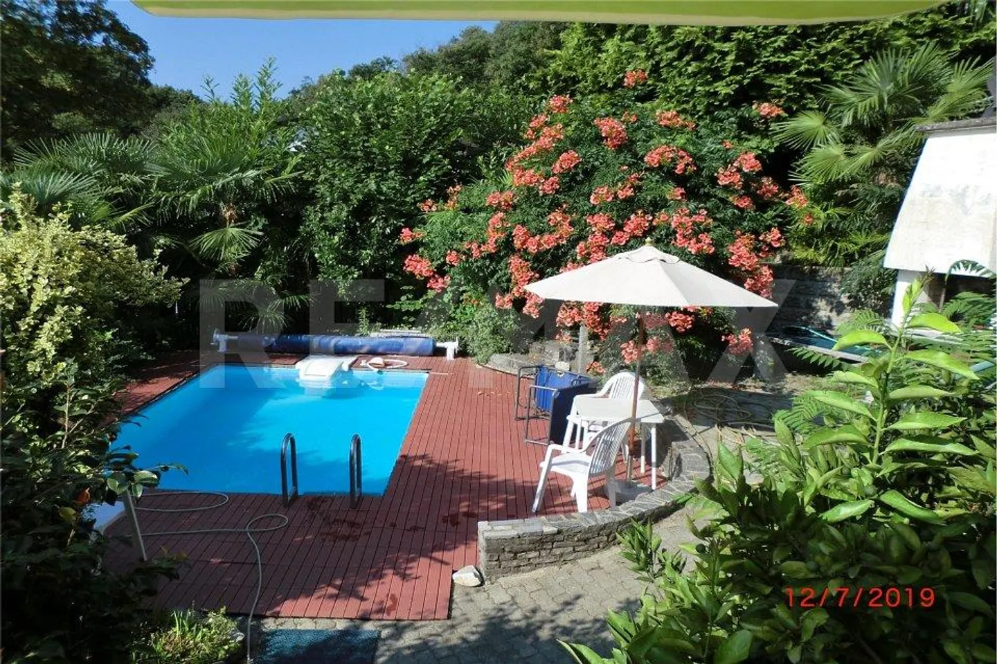 Charmantes Einfamilienhaus mit Seeblick - Foto 2 von 13