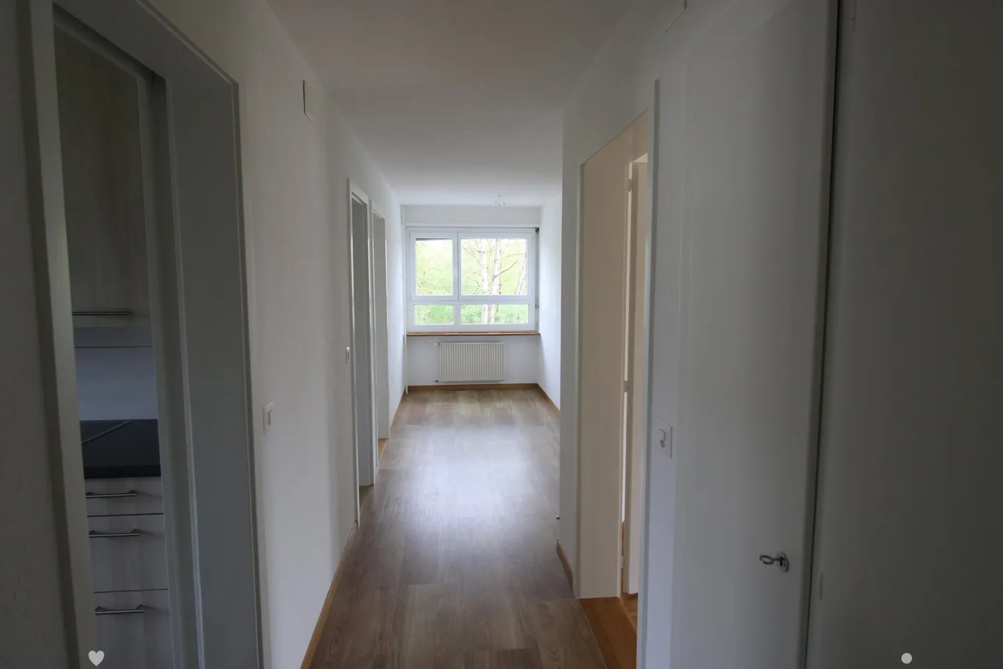 Charmante 3.5-Zimmer-Wohnung mit Balkon in Biel/Bienne - Foto 4 von 14