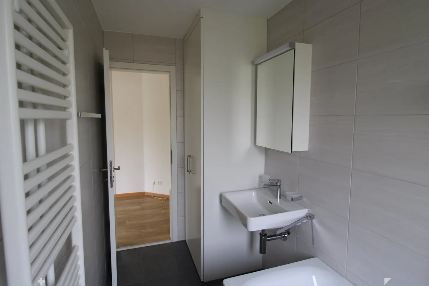 Charmante 3.5-Zimmer-Wohnung mit Balkon in Biel/Bienne - Foto 7 von 14