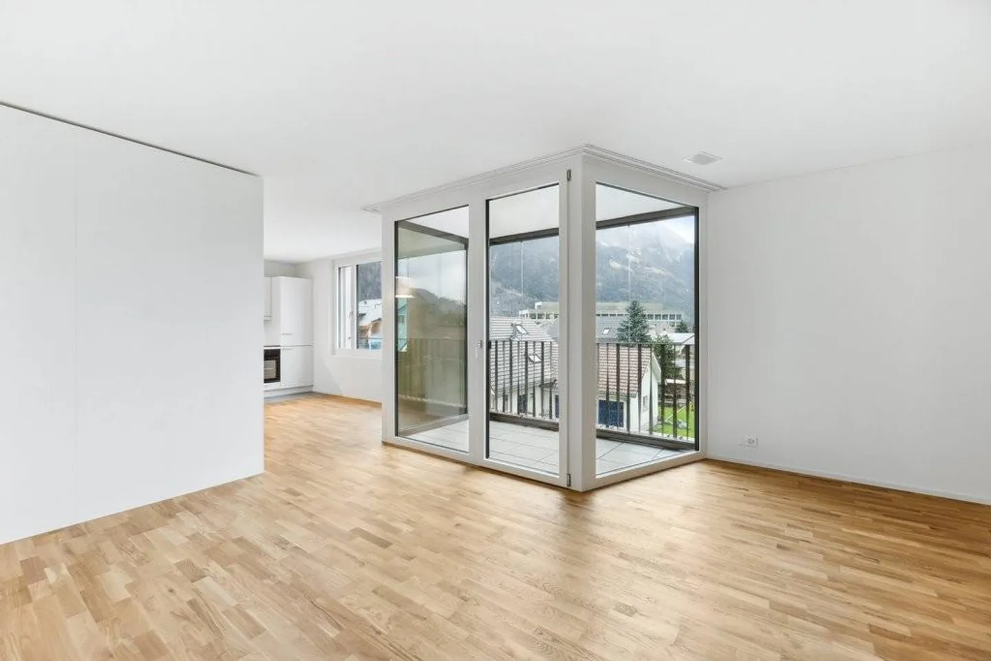 Trendy New Build Apartment - Photo 4 of 7