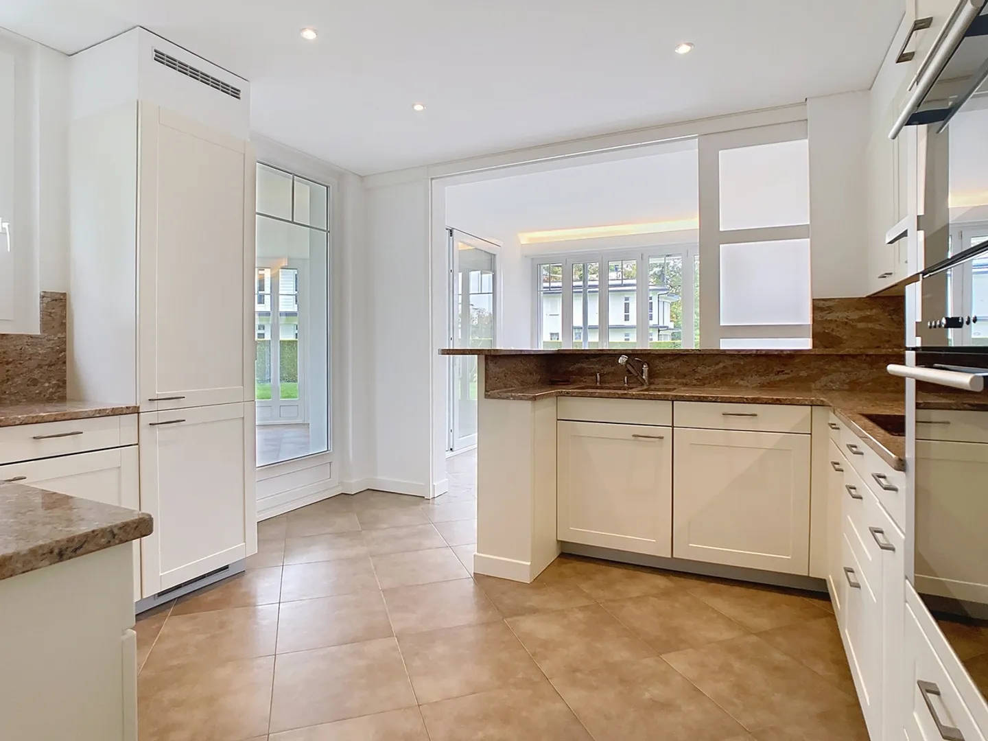 Appartement à louer - Photo 3 sur 13