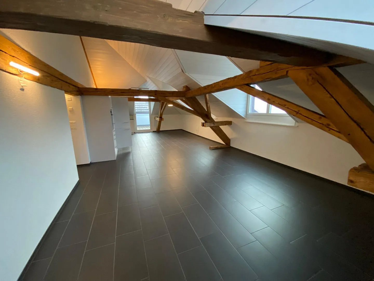 Einmalige 4.5-Zimmerwohnung im Zentrum von Uster - Foto 3 von 11