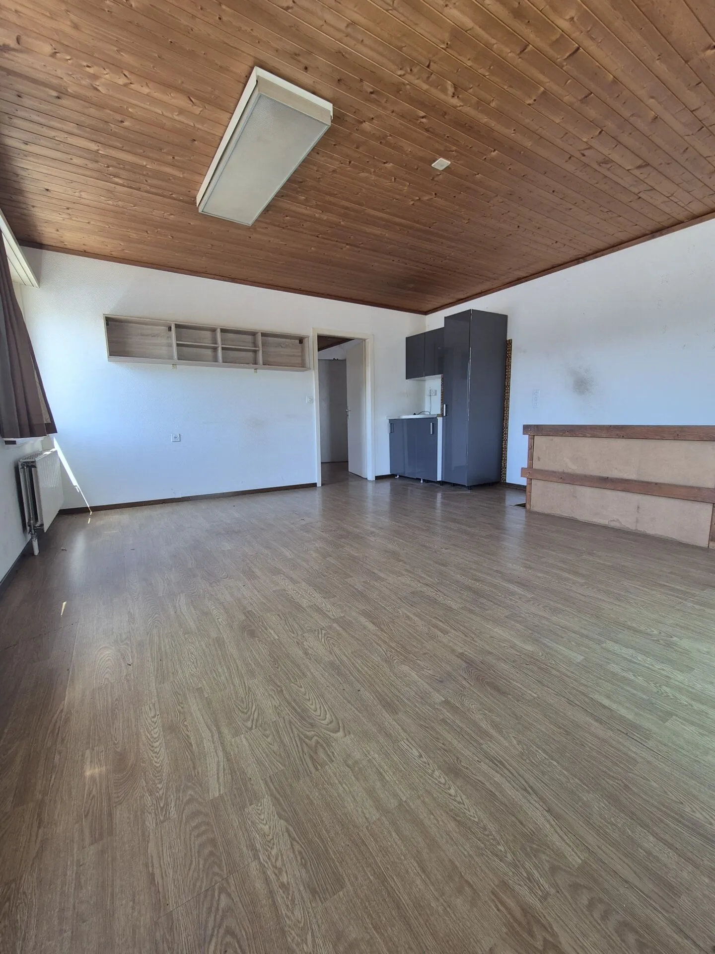 Hobby Room - Photo 2 of 4