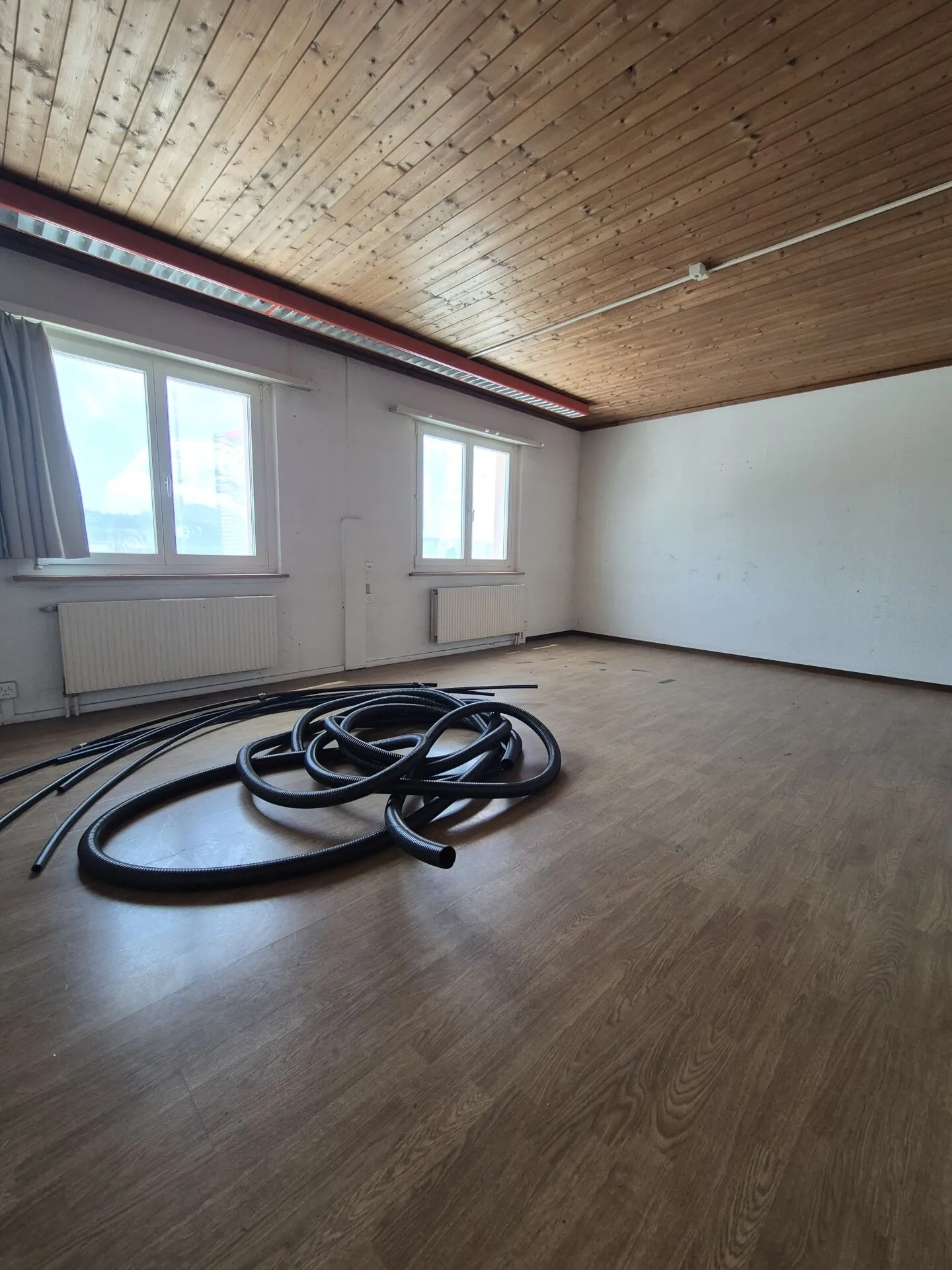 Hobby Room - Photo 3 of 4