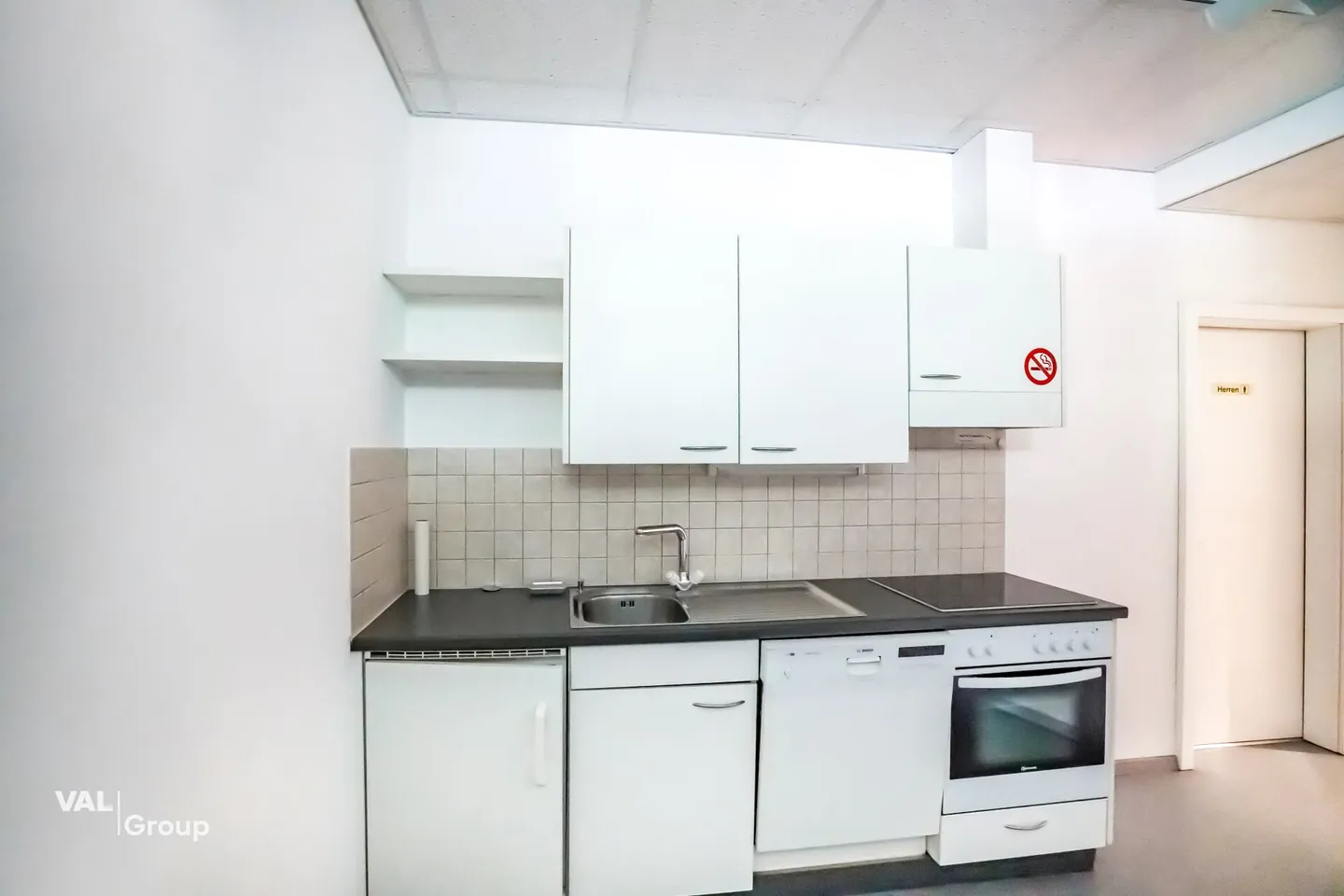 Espace commercial attrayant dans un emplacement privilégié, Brig-Glis - Photo 2 sur 11