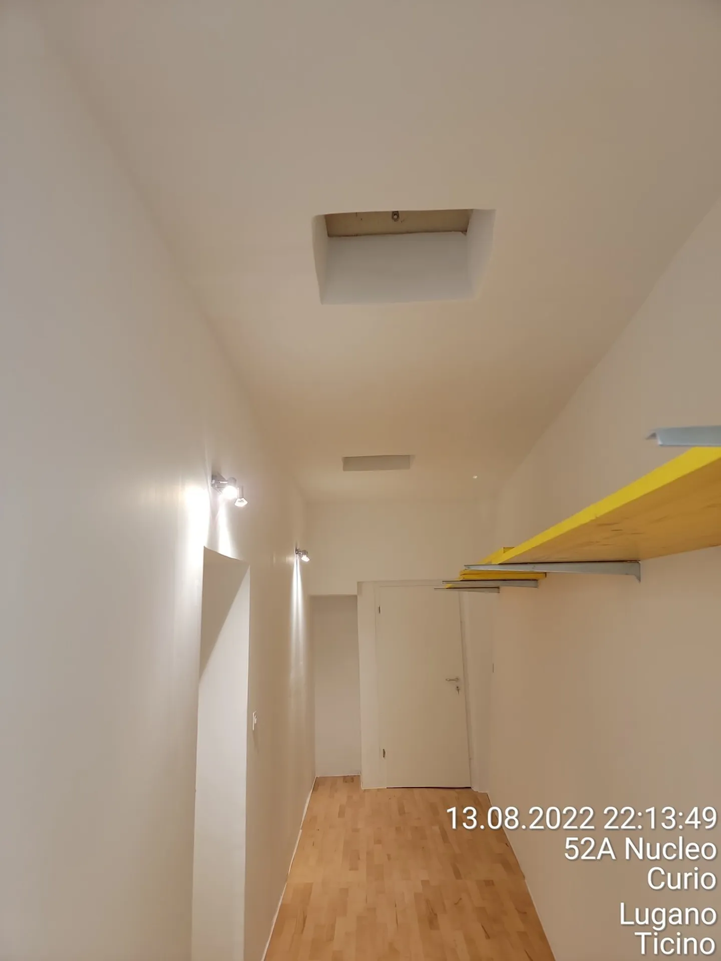 Il poliedrico 'Salone Piazza Grande' a Curio: Uno spazio pieno di possibilità - Foto 30 di 31