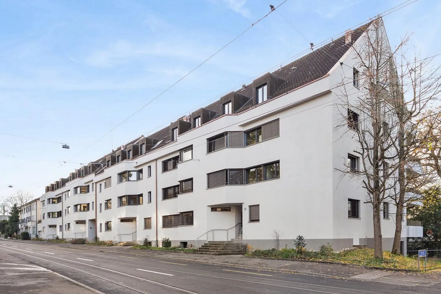 Appartement spacieux rénové de 2,5 pièces dans le meilleur emplacement - Photo 5 sur 5