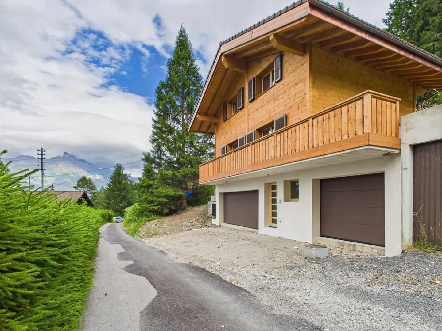 New individual chalet of 4.5 rooms - Photo 1 of 14