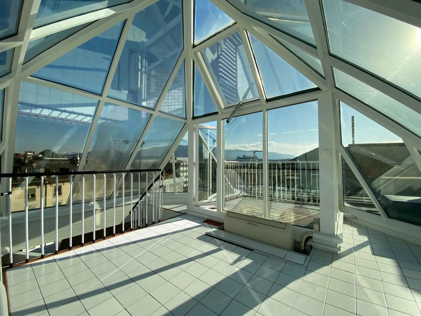 Appartement Duplex avec Terrasse - Photo 4 sur 13