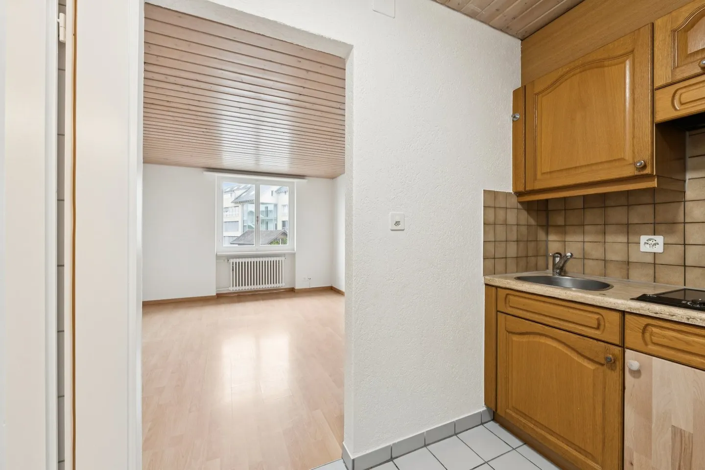 Apartment for rent - Photo 6 of 6