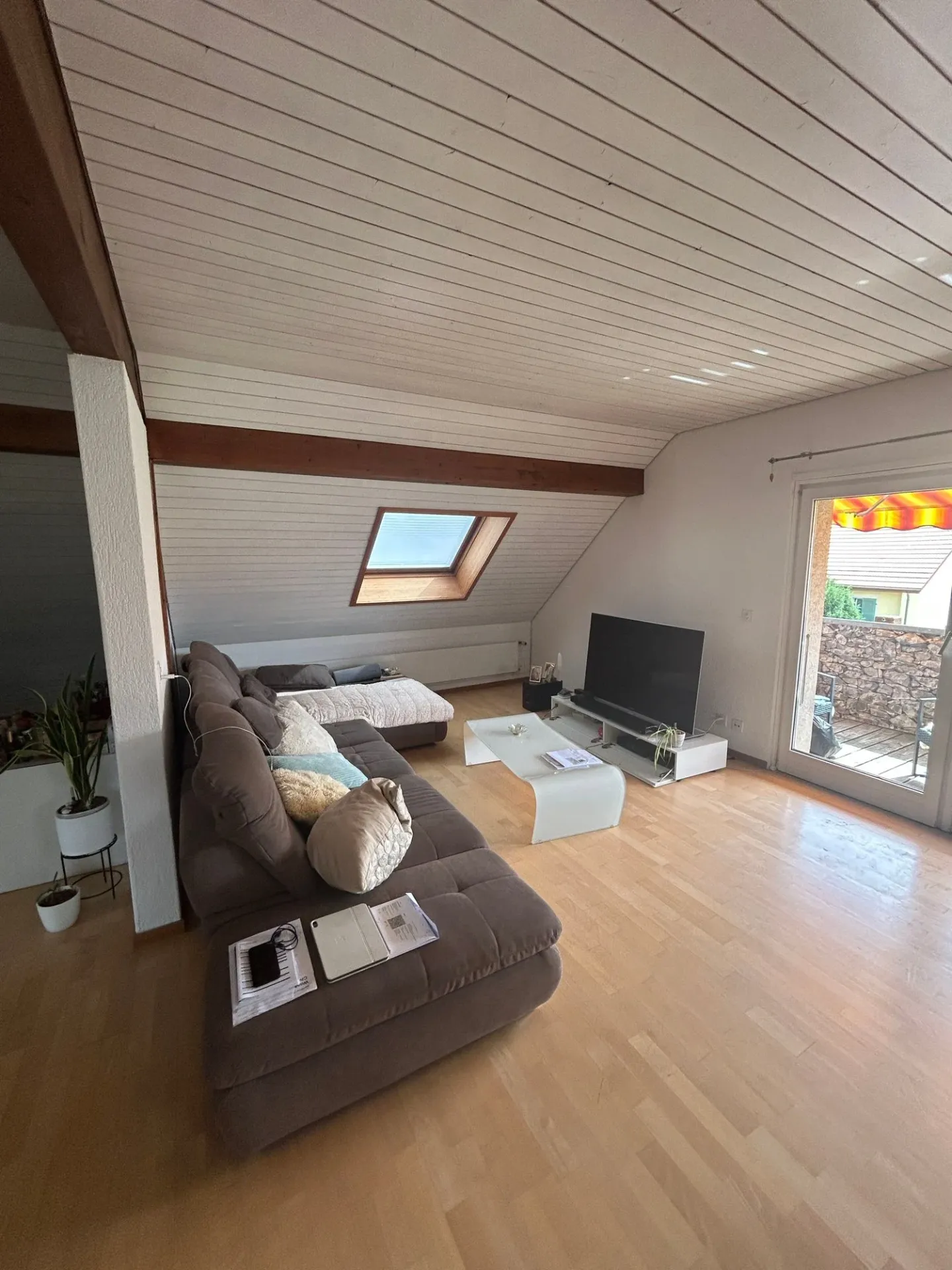 In 2-Familenhaus mit Garten- und Poolnutzung - Foto 13 di 17