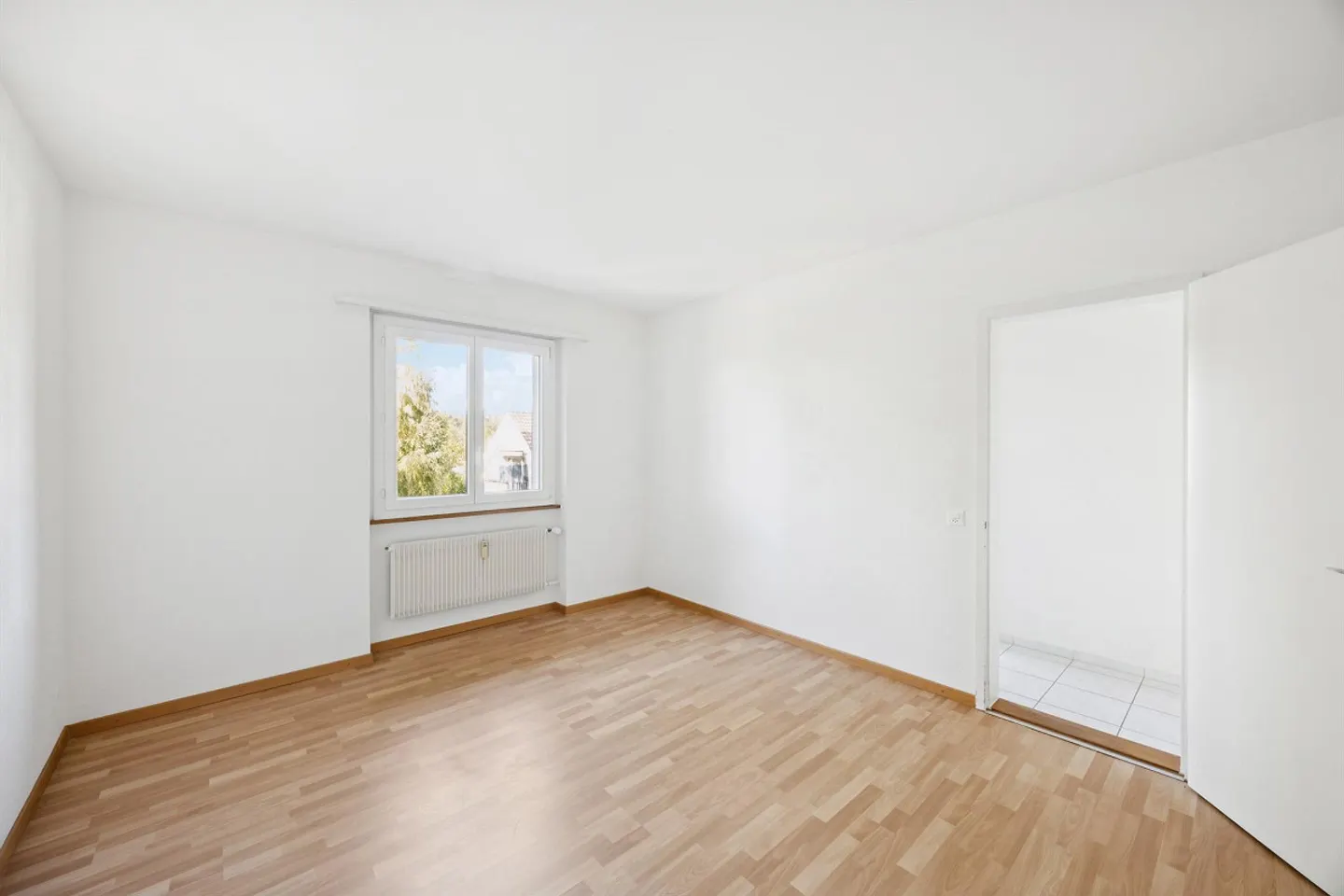 Modernes Apartment in Ostermundigen - Foto 2 von 9
