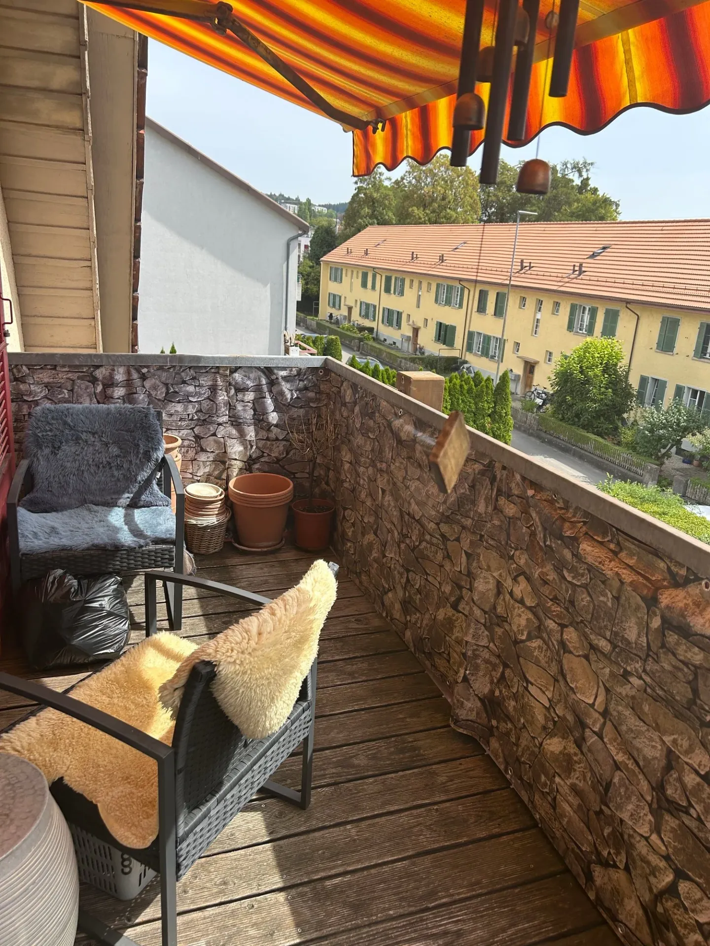 In 2-Familenhaus mit Garten- und Poolnutzung - Foto 17 di 17