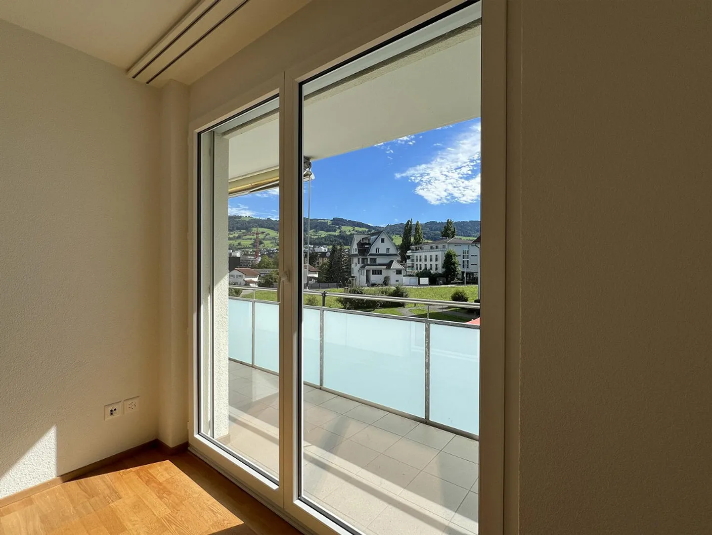 Vivere tranquillo e soleggiato vicino al lago! - Foto 16 di 30