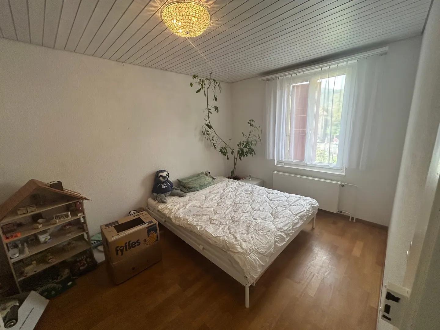 In 2-Familenhaus mit Garten- und Poolnutzung - Foto 8 di 17