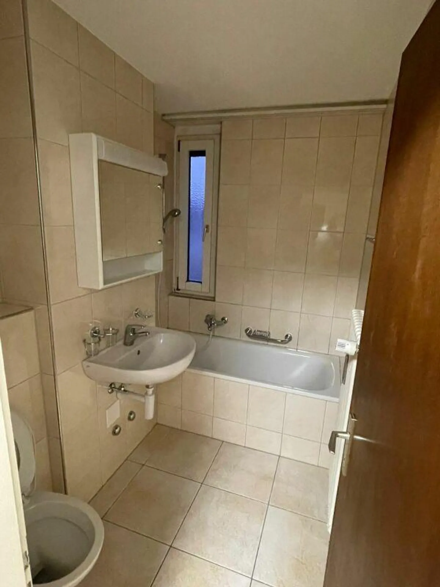 Appartamento pratico con 3 stanze - Foto 8 di 9