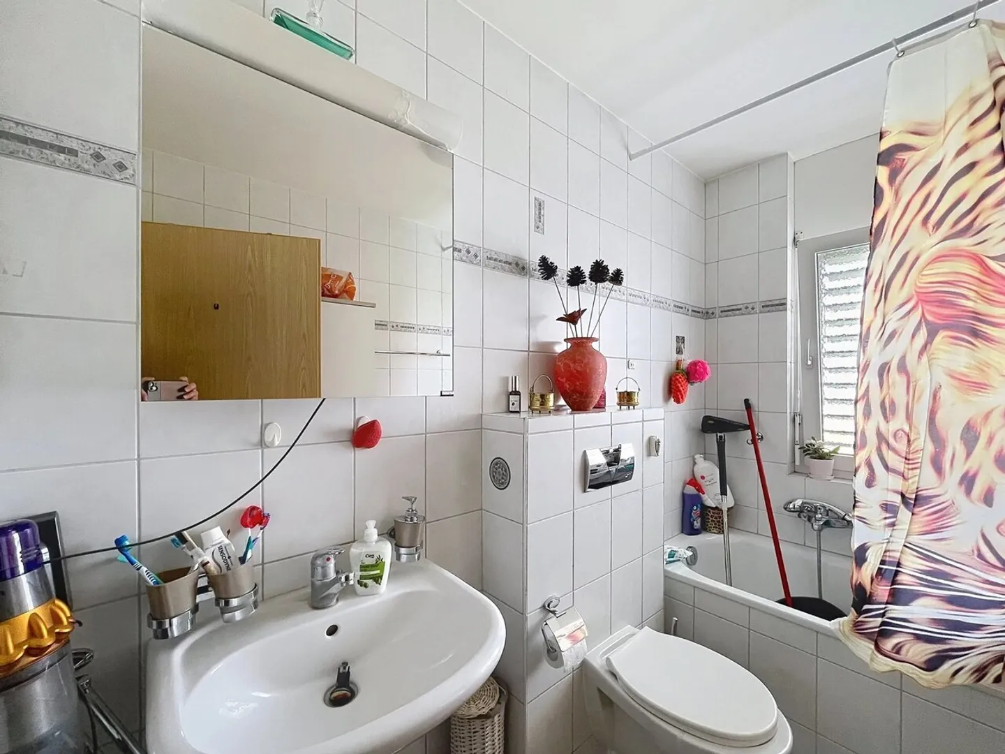 Spazioso appartamento di 4.5 locali con grande terrazza e vista libera a Conthey - Foto 10 di 12