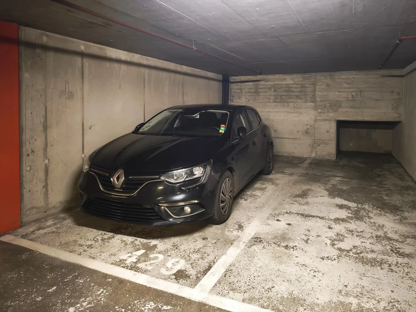 Offener Platz - Foto 2 von 2