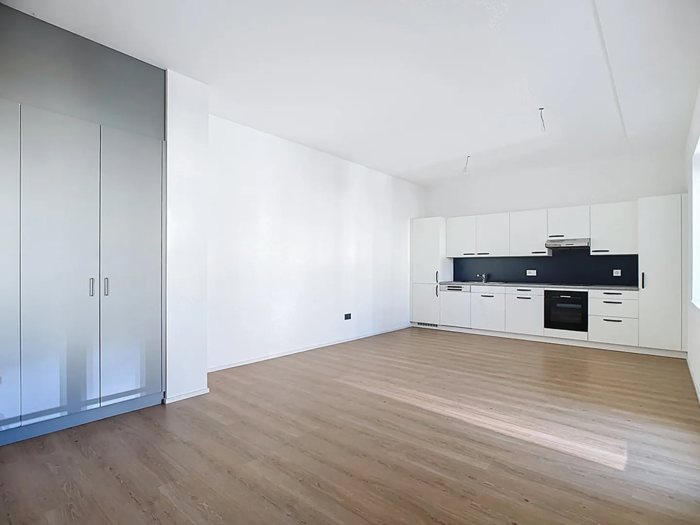 Appartamento a graticcio di 2,5 stanze con balcone - Foto 4 di 11