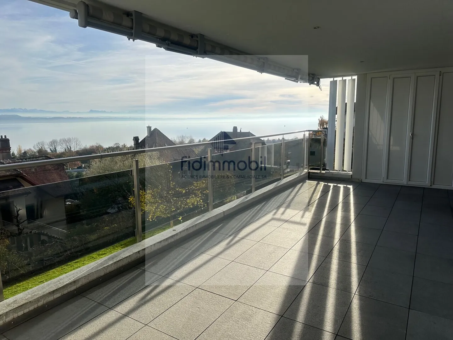 Appartement Magnifique avec Terrasse - Photo 1 sur 3