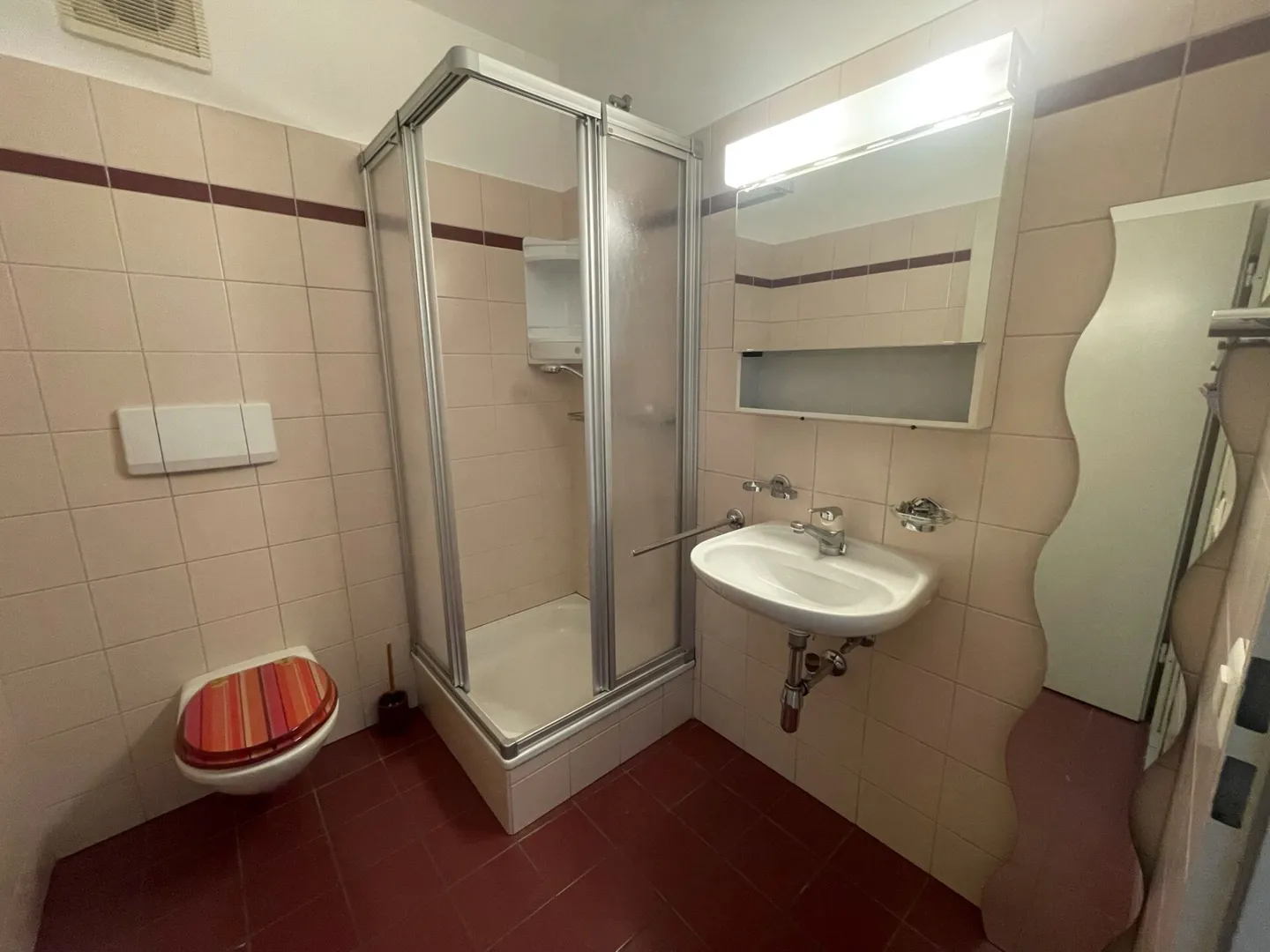 ORIGINALE STABILE A REDDITO DI 7 APPARTAMENTI - Foto 11 di 36