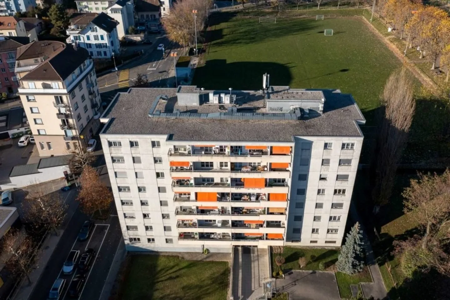 3,5-Zimmer-Wohnung im 2. Stock mit Balkon in Renens - Foto 9 von 9