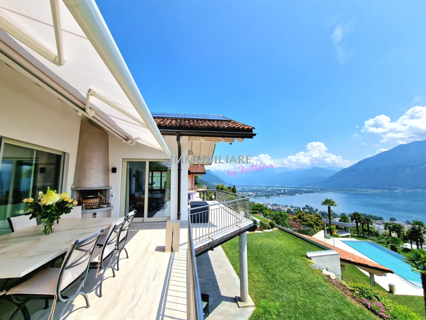 Villa moderna con meravigliosa vista sul lago, piscina e tecnologia sostenibile - Foto 4 di 13