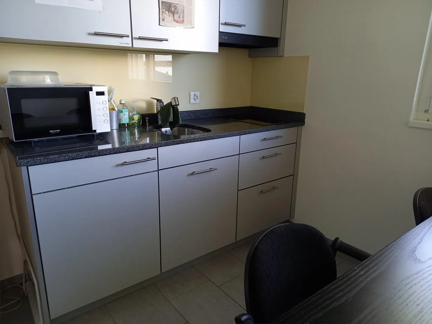Spazio ufficio di 28 m² - Foto 4 di 5