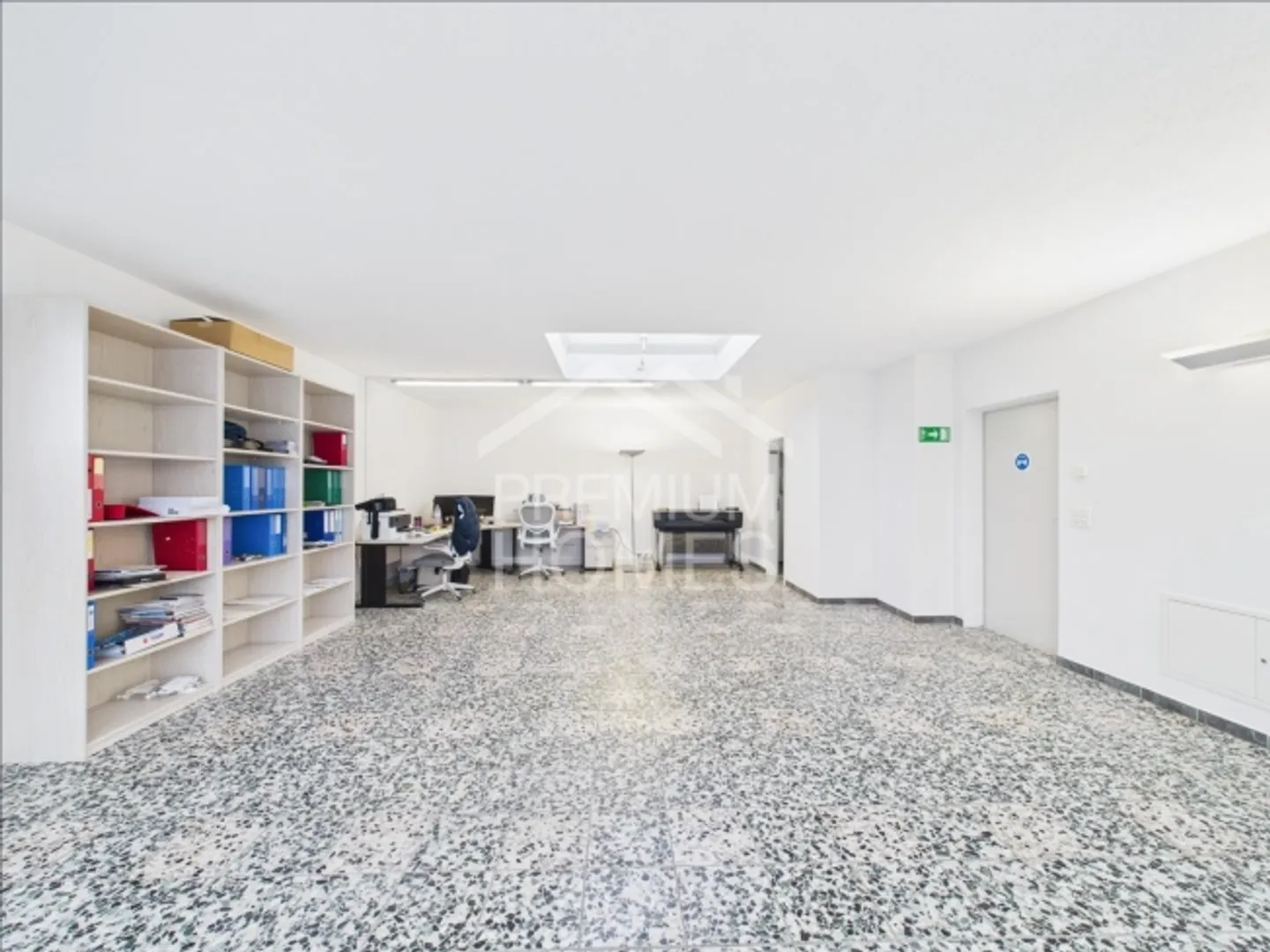 Light-Filled Space for Work and Creativity - Photo 2 of 3