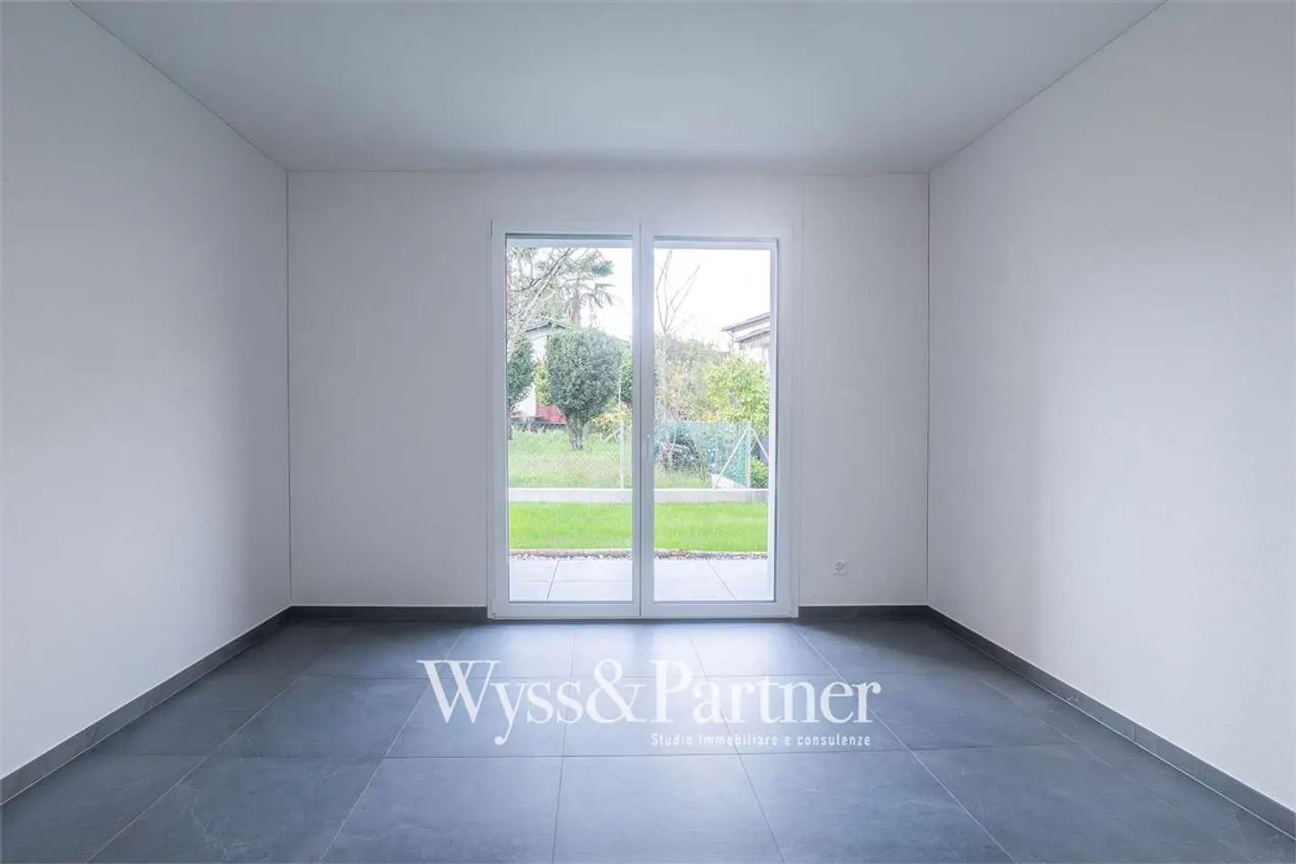 Losone New 4.5-room apartment with garden - Photo 8 of 13