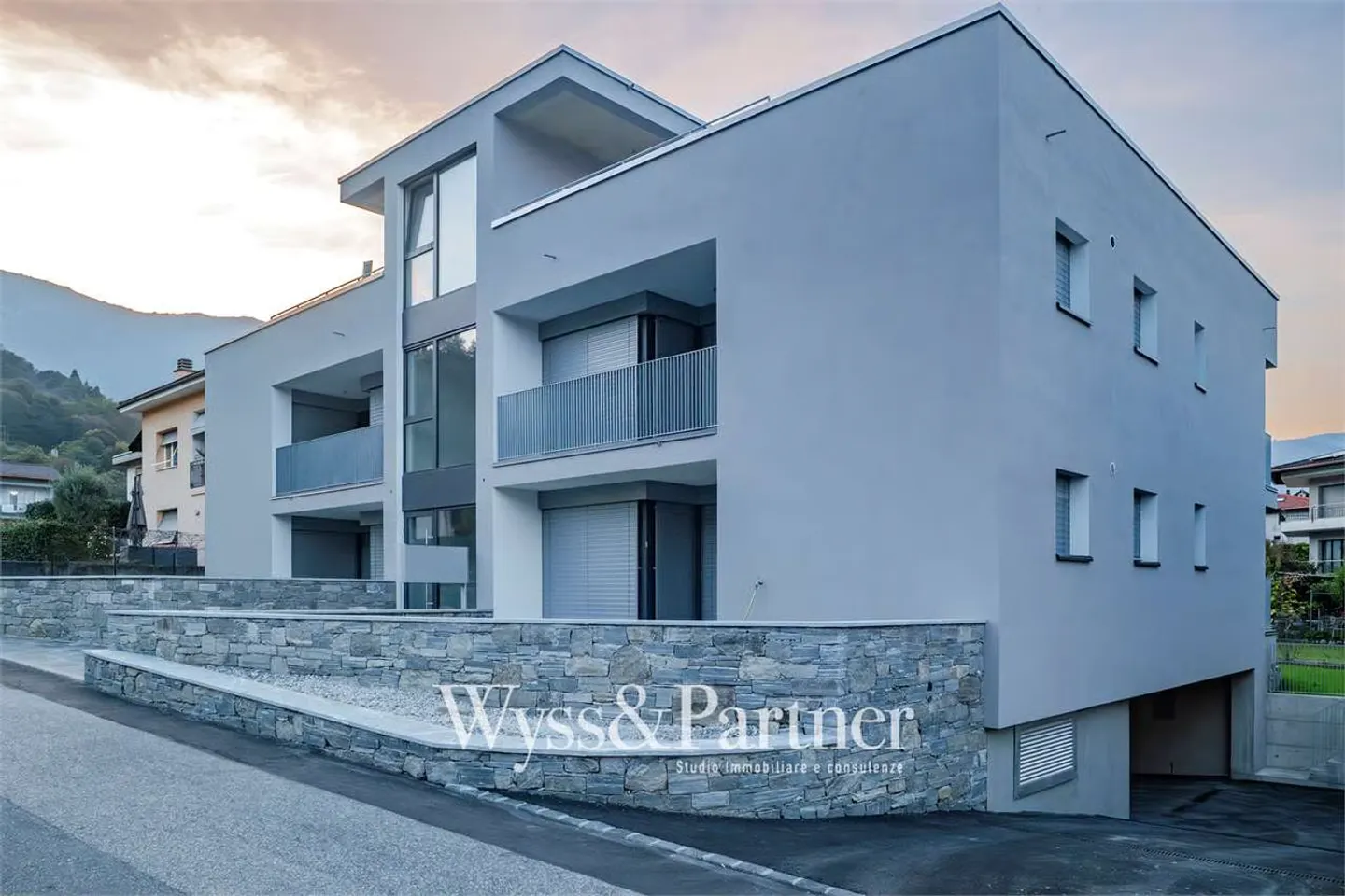 Losone New 4.5-room apartment with garden - Photo 13 of 13