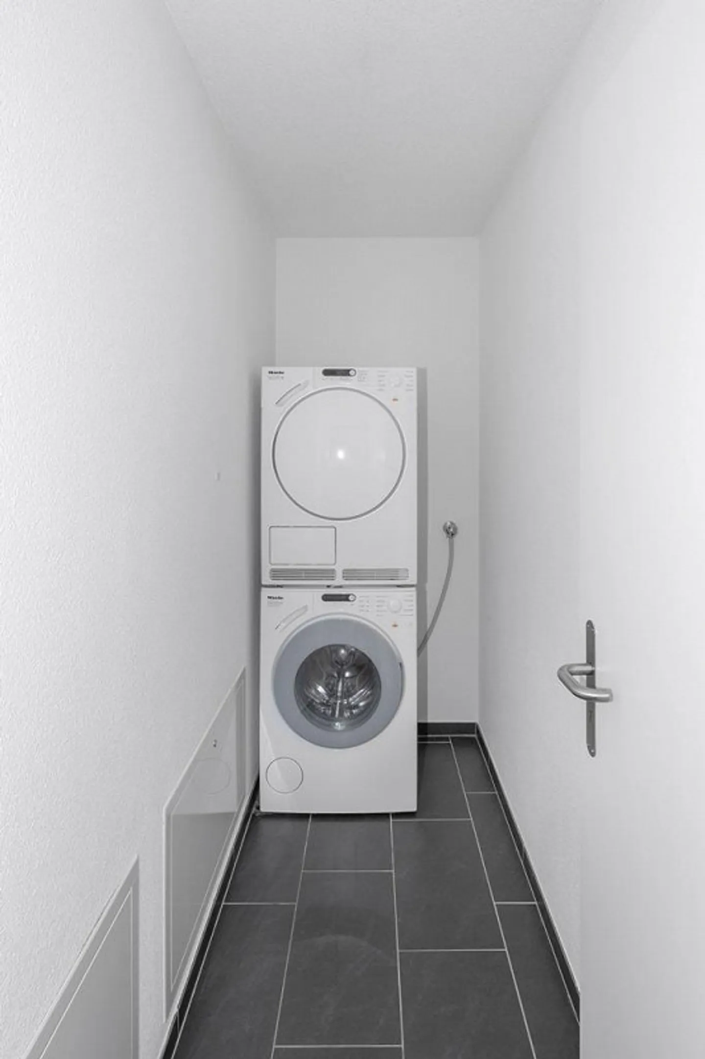 Wunderschöne und moderne Attika Wohnung - Foto 11 von 11