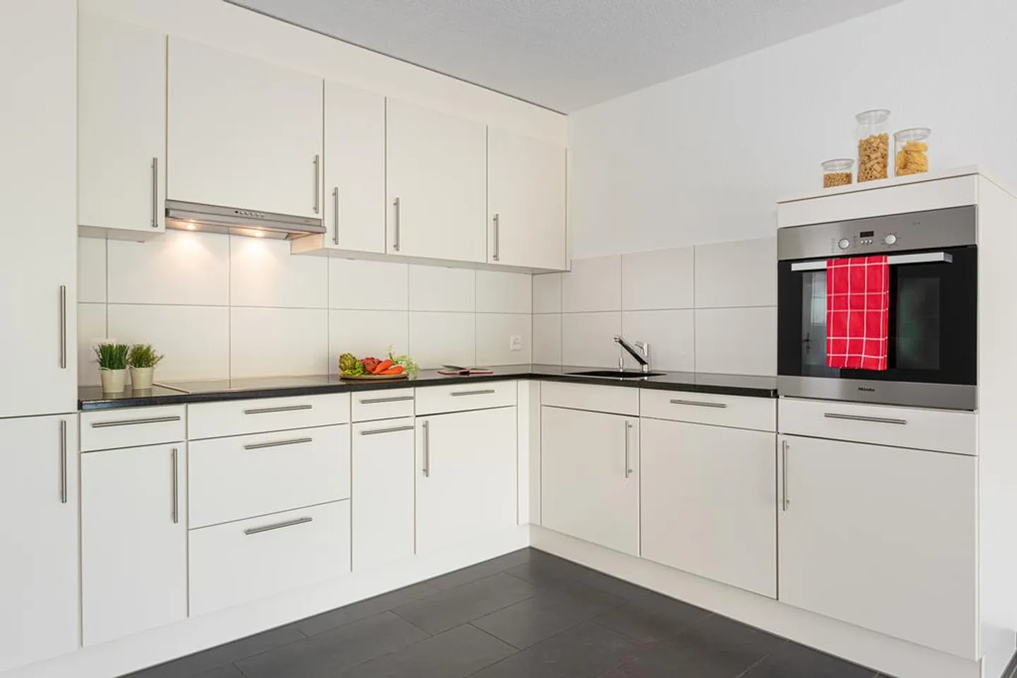 Wunderschöne und moderne Attika Wohnung - Foto 2 von 11