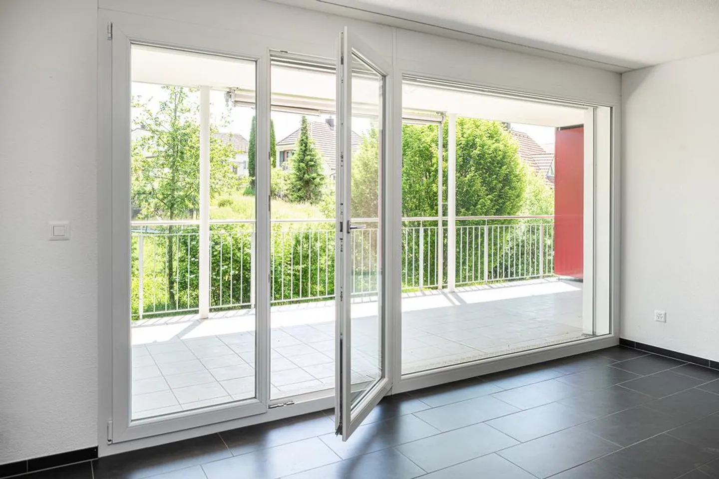 Wunderschöne und moderne Attika Wohnung - Foto 4 von 11