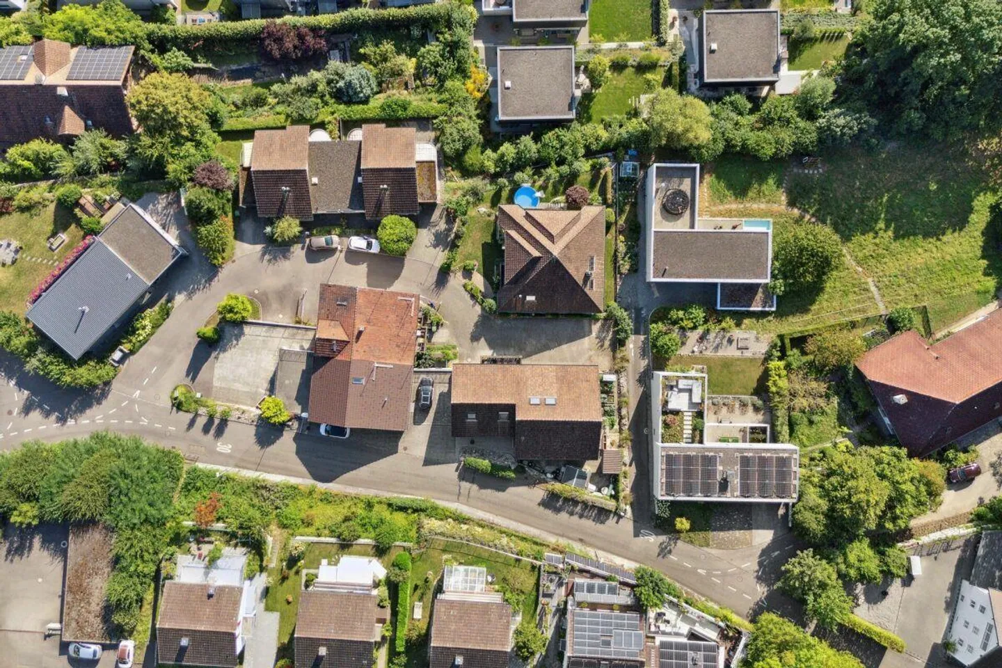 Grosszügiges Einfamilienhaus mit fantastischer Aussicht - Foto 19 von 20