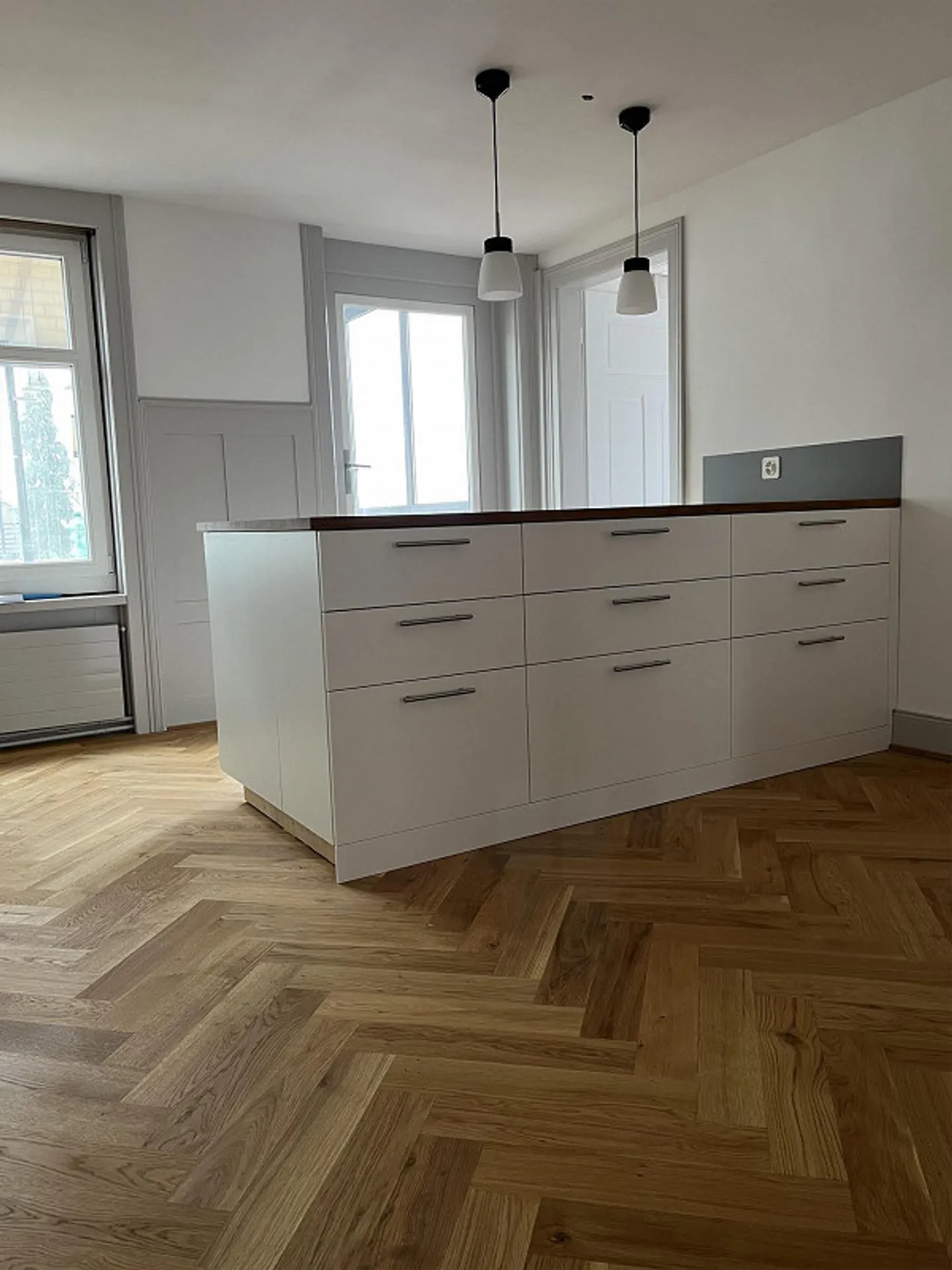 appartamento in stile Art Nouveau recentemente ristrutturato con terrazza - Foto 8 di 10