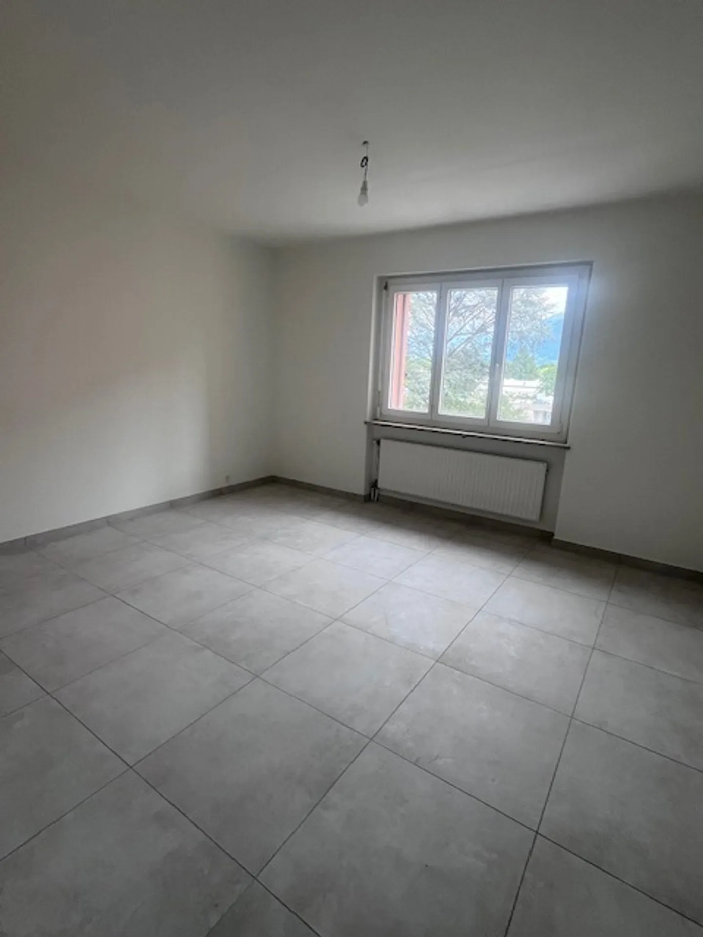ASCONA, wir vermieten eine 4 1/2-Zimmer-Wohnung in zentraler Lage - Foto 5 von 9