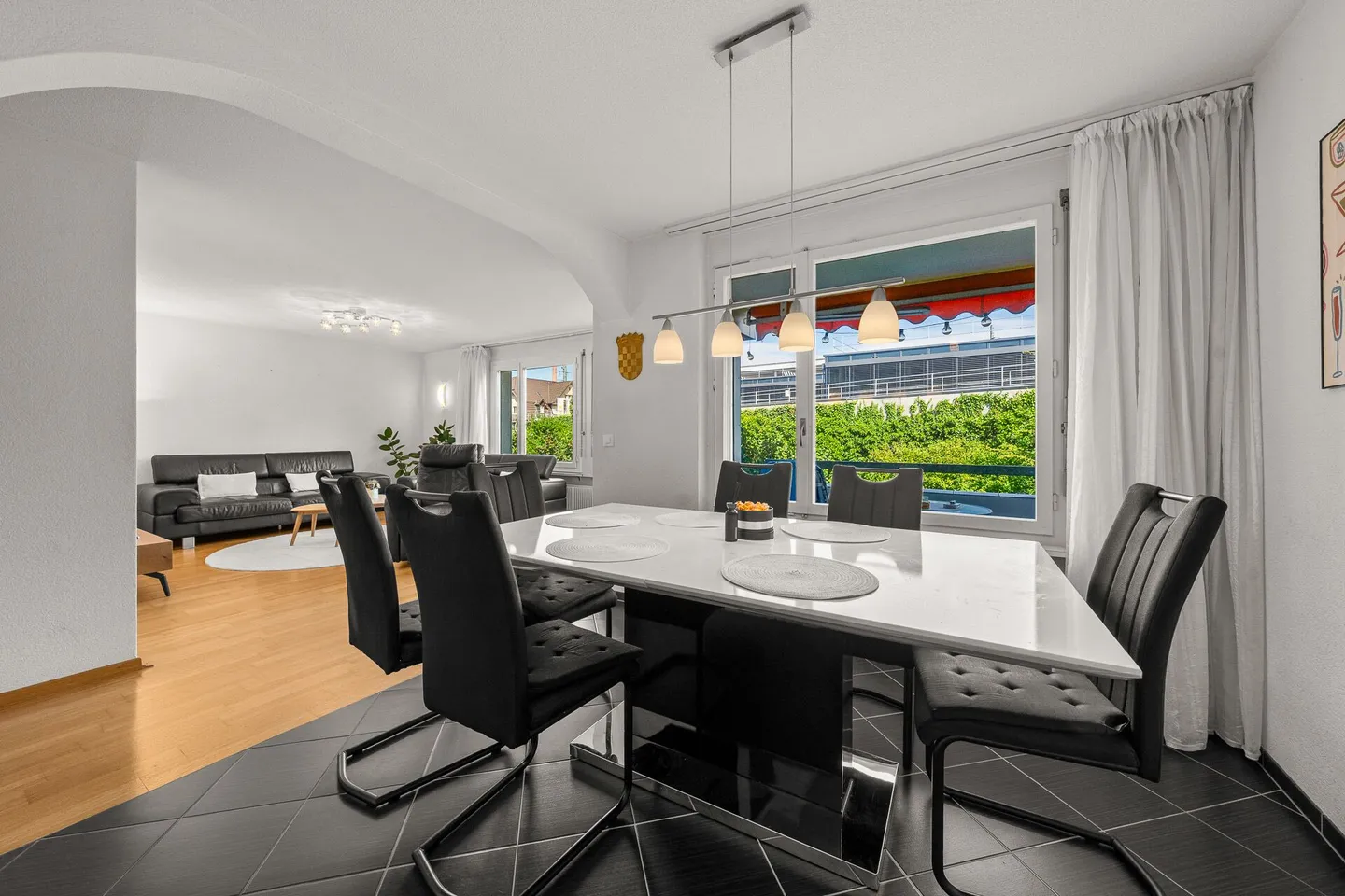 Bright 5.5-room apartment in a central location in Biberist! - Photo 2 of 19