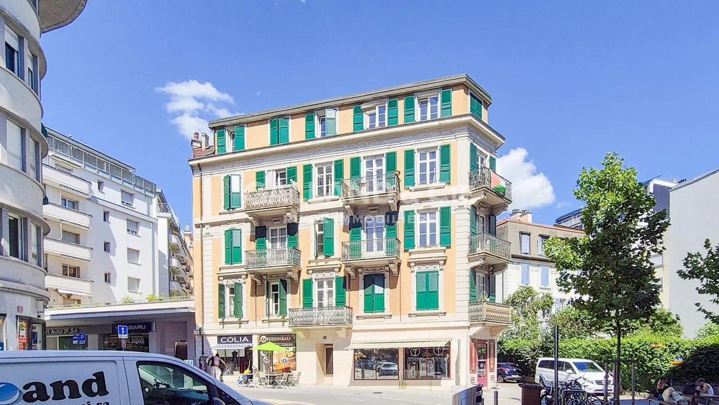Appartamento 5 locali - Foto 2 di 2