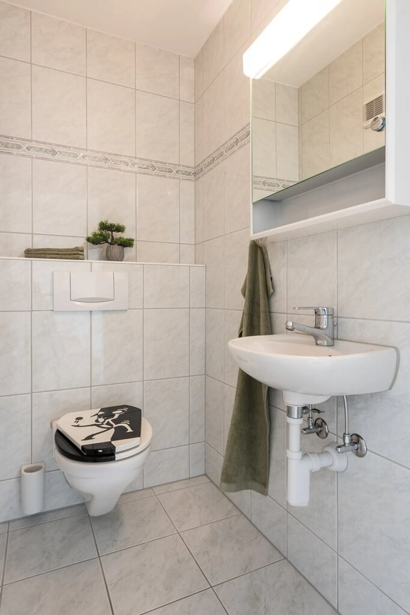 Charming apartment in a prime location - Your new home awaits - Photo 7 of 10