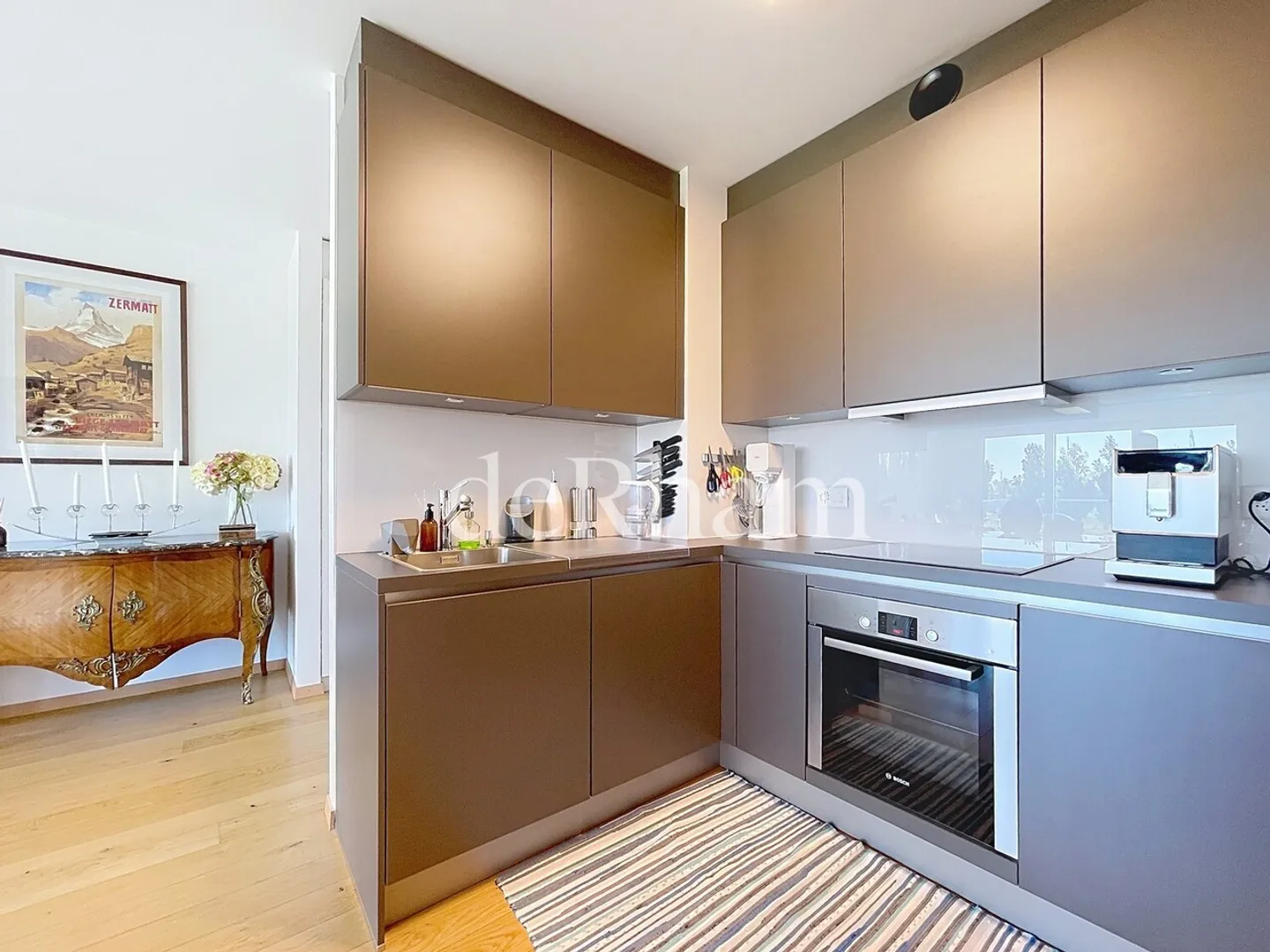 Appartement de 2.5 pièces meublé clé en main! - Photo 8 sur 13