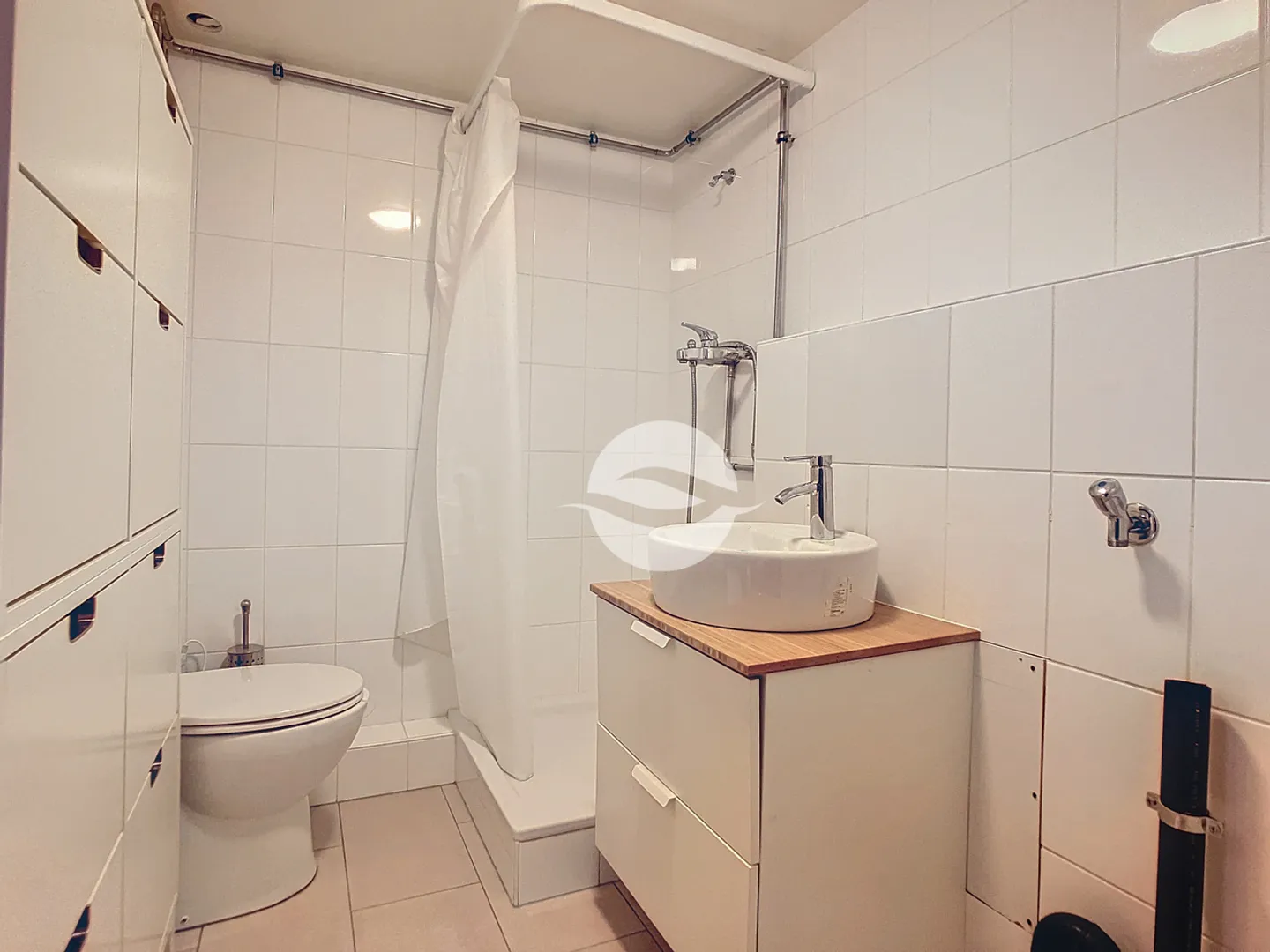 Beautiful apartment with lake and Alps view - Photo 14 of 15