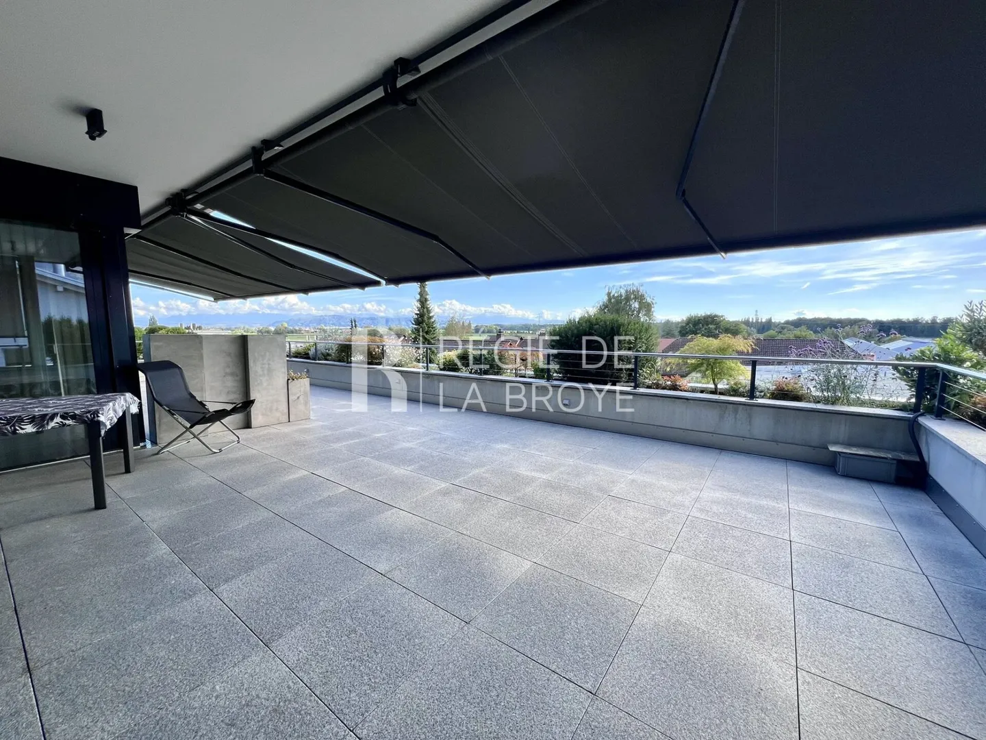 Appartamento di lusso 165 m² a Gampelen - Foto 5 di 16