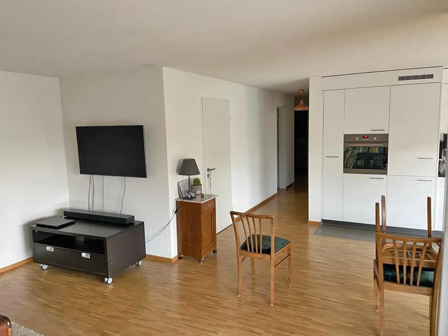 Helle Wohnung mit Balkon - Foto 12 von 13